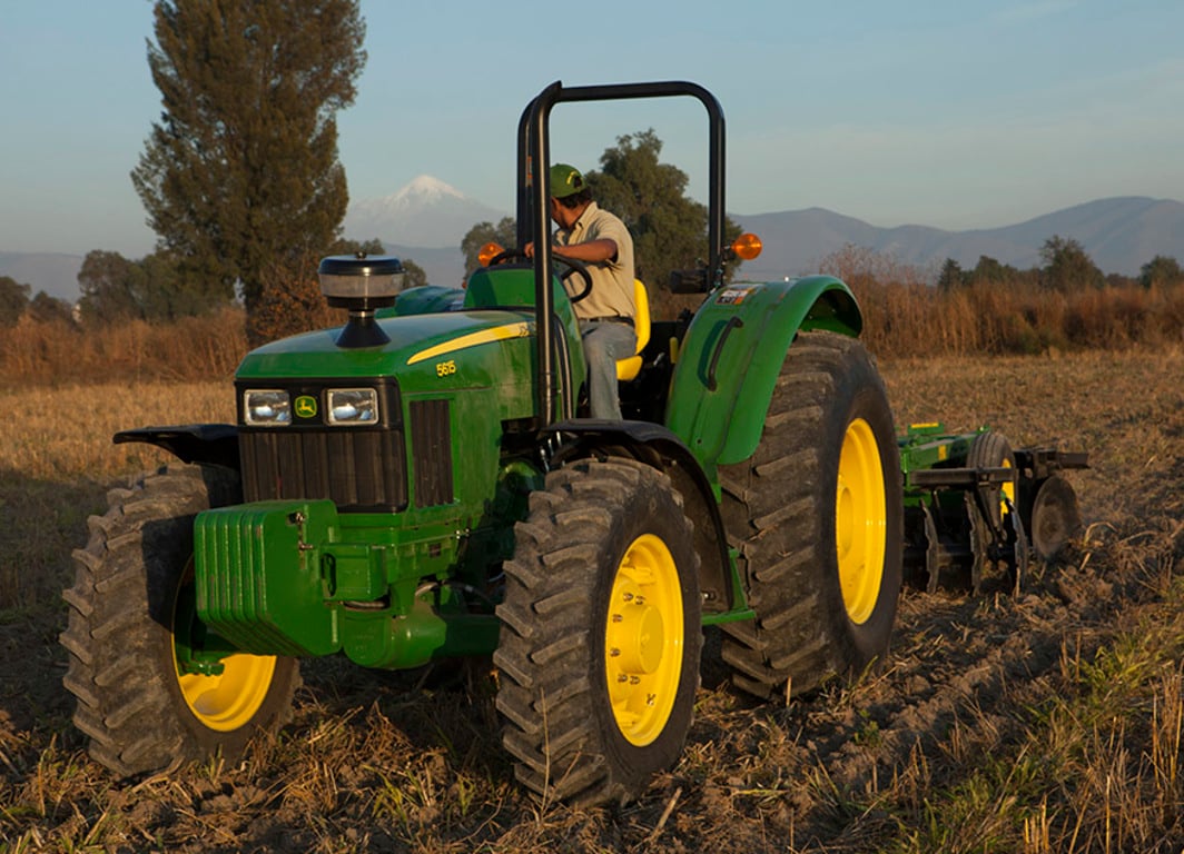 Tractor 5615